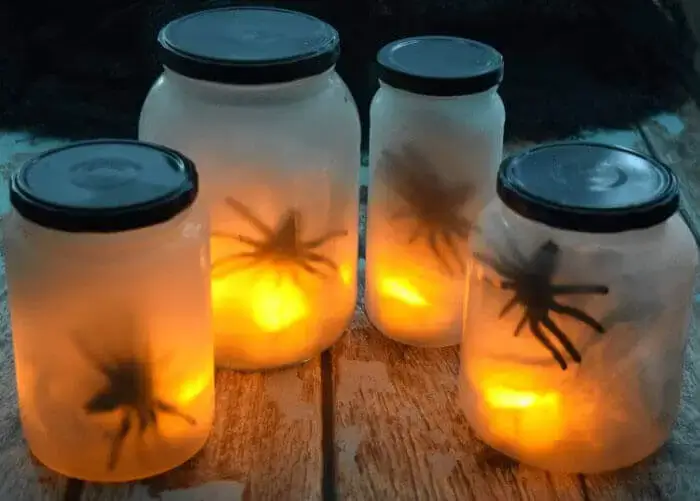 taros de cristal reciclados para decoracion de halloween