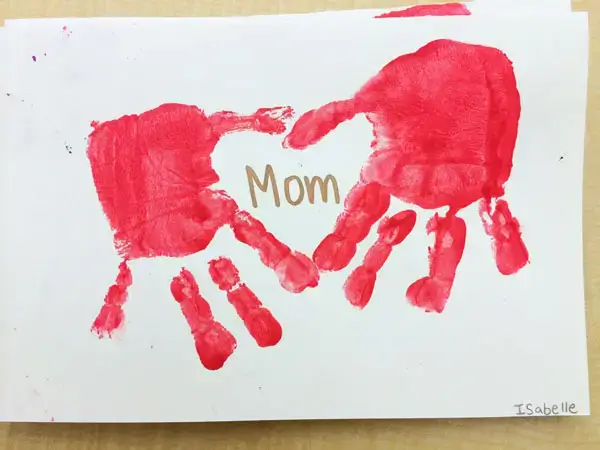 dibujos hechos con huellas de manos para niños